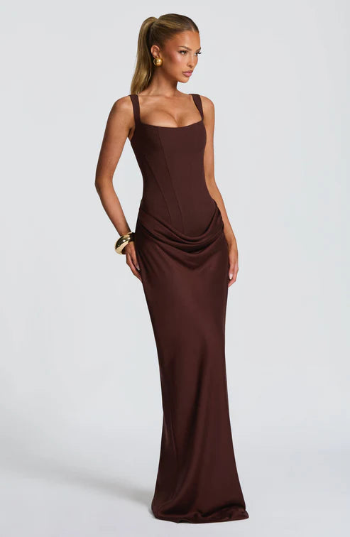 Leonor | Vestido Impacto Lujoso Atemporal