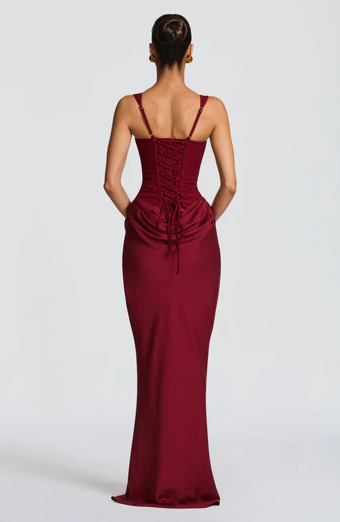 Leonor | Vestido Impacto Lujoso Atemporal